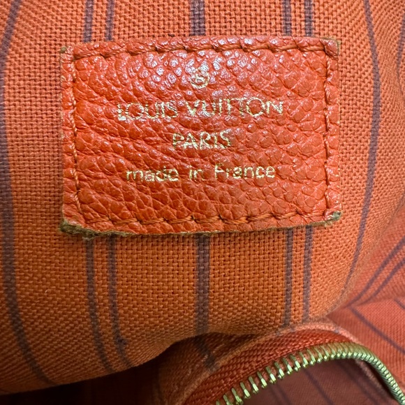 Authentic Louis Vuitton Empreinte Lumineuse PM Shoulder Bag - Picture 16 of 16